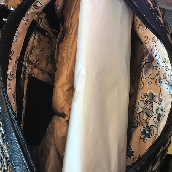 Brighton purse - Picture 2 of 2